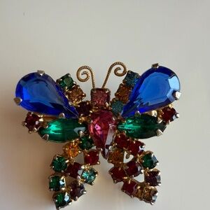 Is it Juliana Style? Blue red green Rhinestone Butterfly Brooch Pin
